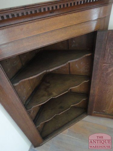 Antieke Engelse hoekkast van eikenhout 3