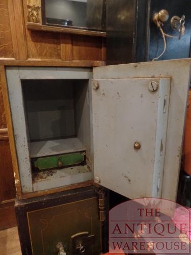antieke Engelse kluis 3