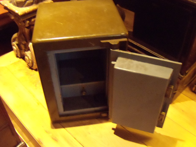 antieke Engelse kluis, safe, VERKOCHT