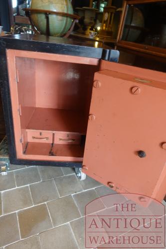 antieke Engelse kluis 2