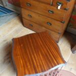 Antieke Engelse lage mahoniehouten boekenmolen 3