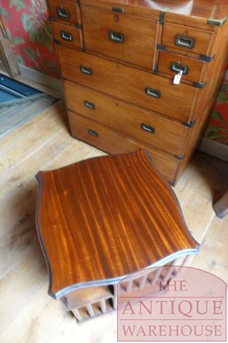 Antieke Engelse lage mahoniehouten boekenmolen 3