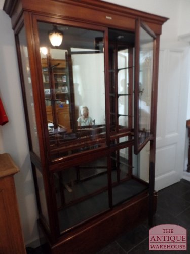antieke Engelse mahoniehouten stofdichte vitrinekast 3