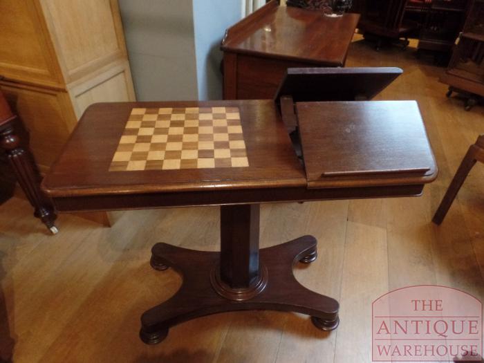 antieke Engelse schaaktafel 2