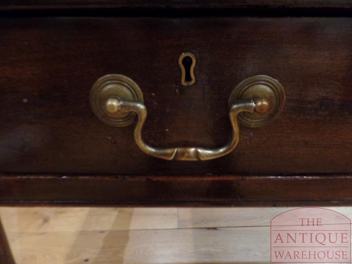 Antieke Engelse schrijftafel met massief mahonie 3