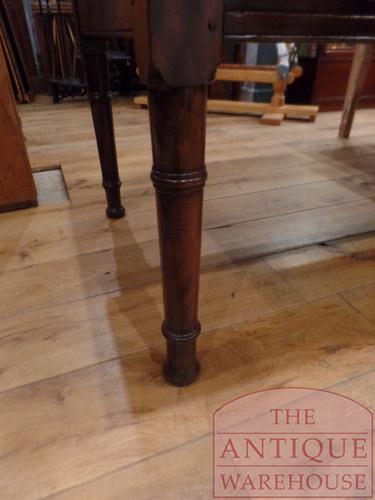 Antieke Engelse schrijftafel met massief mahonie 4