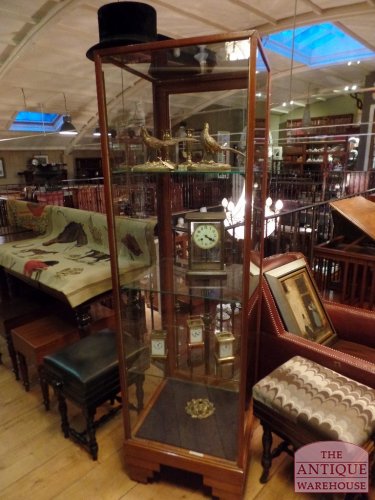 antieke Engelse top vitrinekasten 3