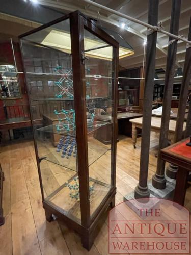 Antieke Engelse vitrinekast circa 1900 2