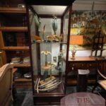 Antieke Engelse vitrinekast 1