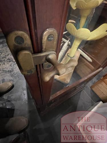 Antieke Engelse vitrinekast 2