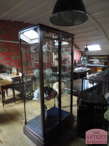 antieke Engelse vitrinekast 3