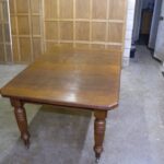 antieke Engelse wind out tafel 1