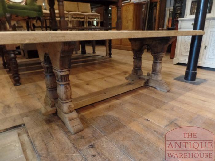 Antieke Franse eikenhouten klooster tafel