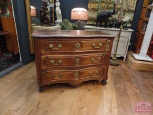 antieke Franse kersenhouten ladekast
