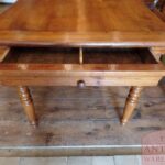 Antieke Franse kersenhouten tafel 2