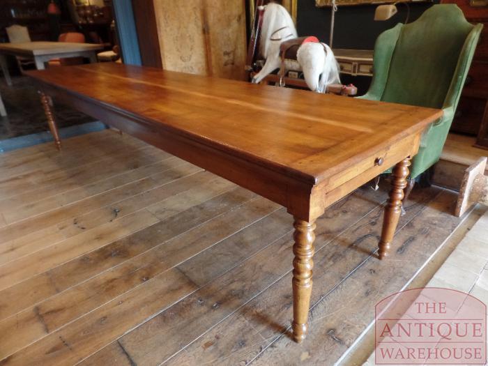 Antieke Franse kersenhouten tafel 3