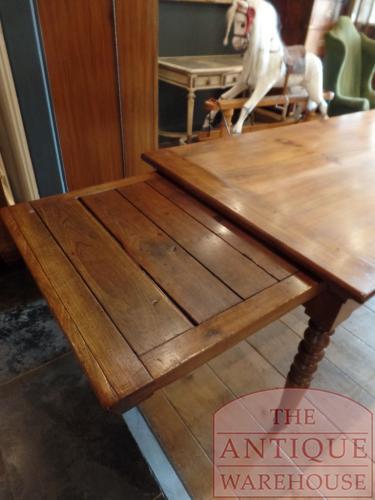 Antieke Franse kersenhouten tafel 4
