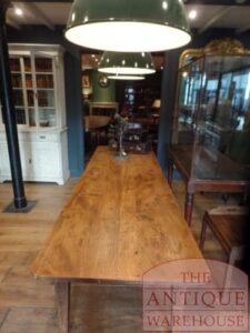 Antieke Franse tafel