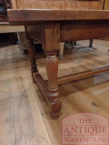 Antieke Franse tafel 220 bij 82 4
