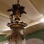 Antike französische Zakkronleuchter mit drei Lampen 4