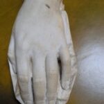 antieke gipsen schildershand 1