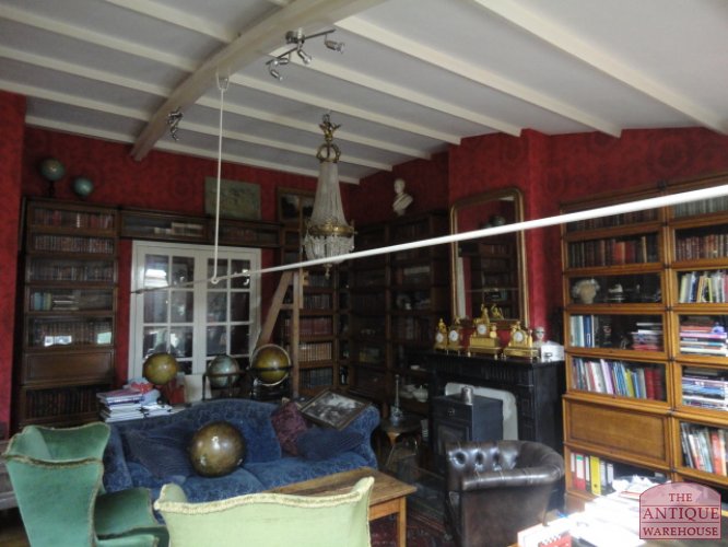 antieke globe wernicke bibliotheek