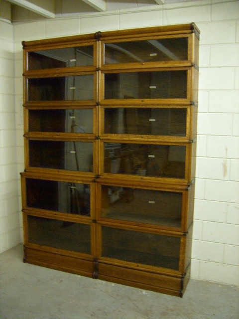 Antieke Globe Wernicke boekenkast