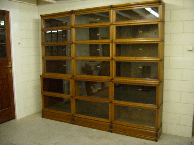 Antieke Globe Wernicke boekenkast 2