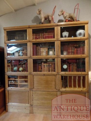 Antieke Globe Wernicke met lades en kleine opbergvakken 5