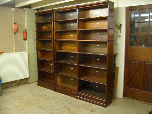 antieke Globe Wernicke opstelling