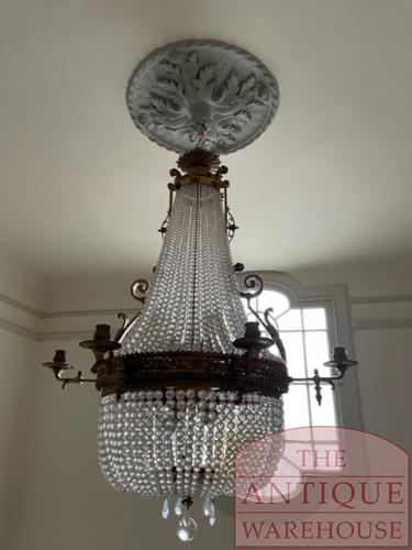 Antieke grote Franse kroonluchter met kaarsenhouder 2