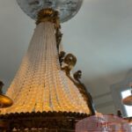 Antieke grote Franse kroonluchter met kaarsenhouder 3