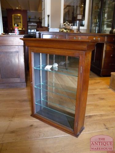 antieke hang vitrine 3