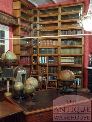 Antieke hoekopstelling originele Globe Wernicke boekenkast 2