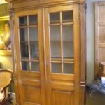 Antieke Hollandse eikenhouten boekenkast 1