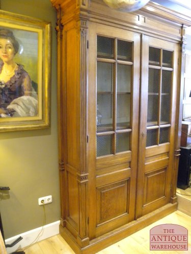 Antieke Hollandse eikenhouten boekenkast 2