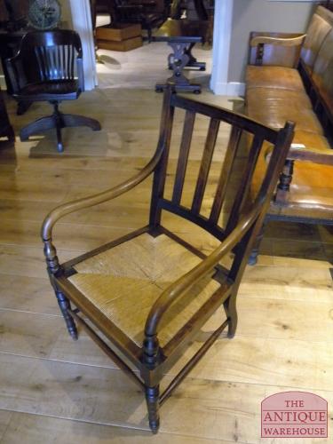 Antieke iepen stoel 3