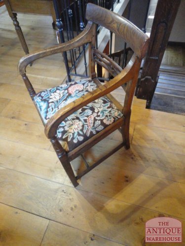 Antieke iepen stoel 2