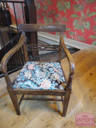 Antieke iepen stoel 3