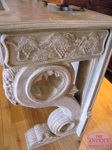 Antieke Italiaanse side table 2