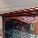 Antieke kleine mahoniehouten Engelse vitrinekast 2