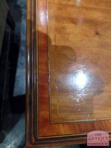 Antieke lage boekenmolen 3