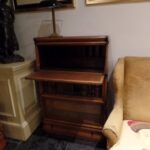 Antieke lage Globe Wernicke boekenkast met secretaire deel 2