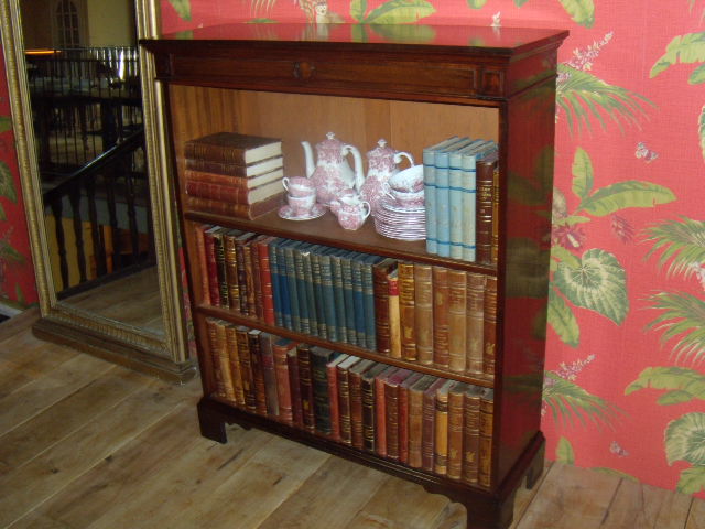 Antieke mahonie Engelse boekenkast 2