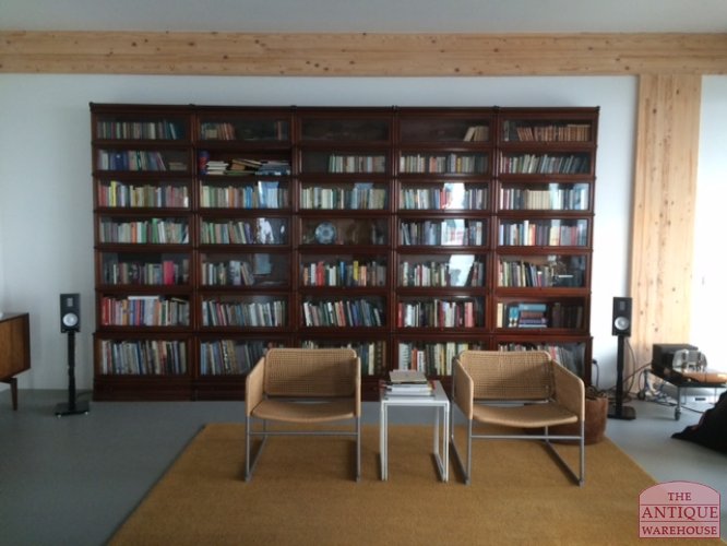 antieke mahonie boekenkast gemaakt  Globe Wernicke circa 1890 volledig gerestaureerd