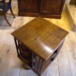 Antieke mahonie boekenmolen 2