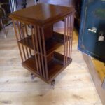 Antieke mahonie boekenmolen 2