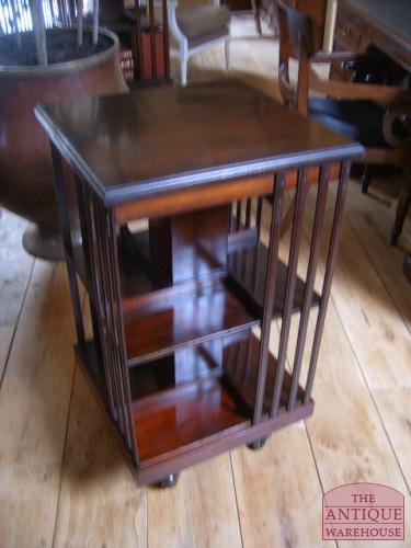 Antieke mahonie boekenmolen 3