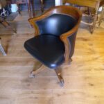 Antieke mahonie bureaustoel 1