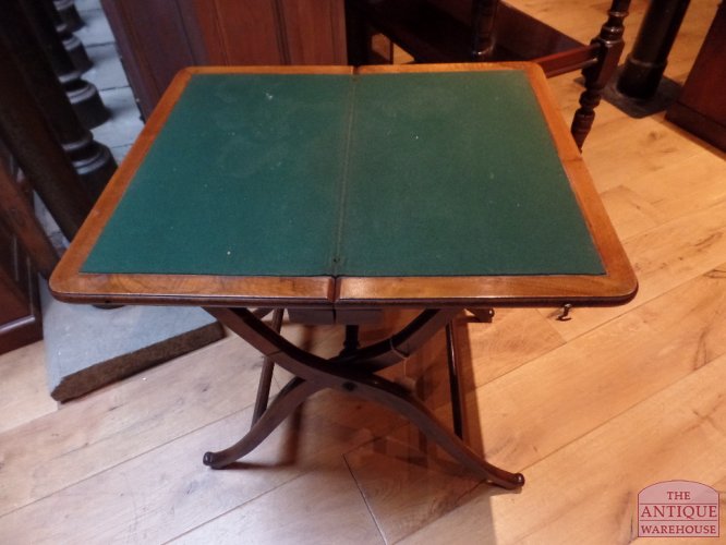 antieke mahonie "coaching table"